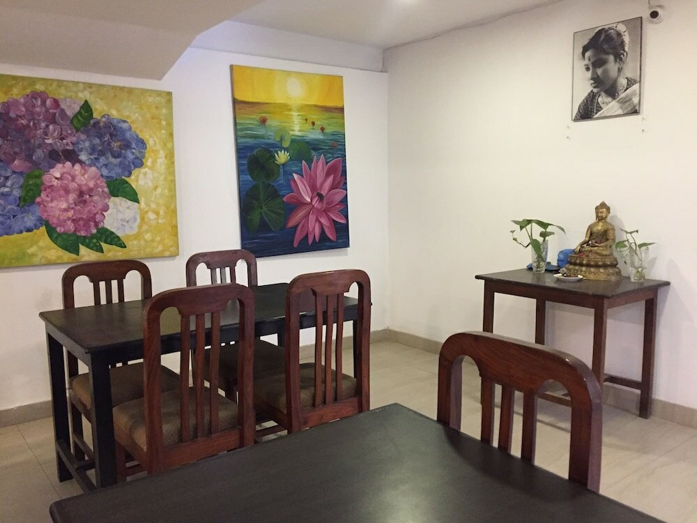 Фото Hotel Serenity