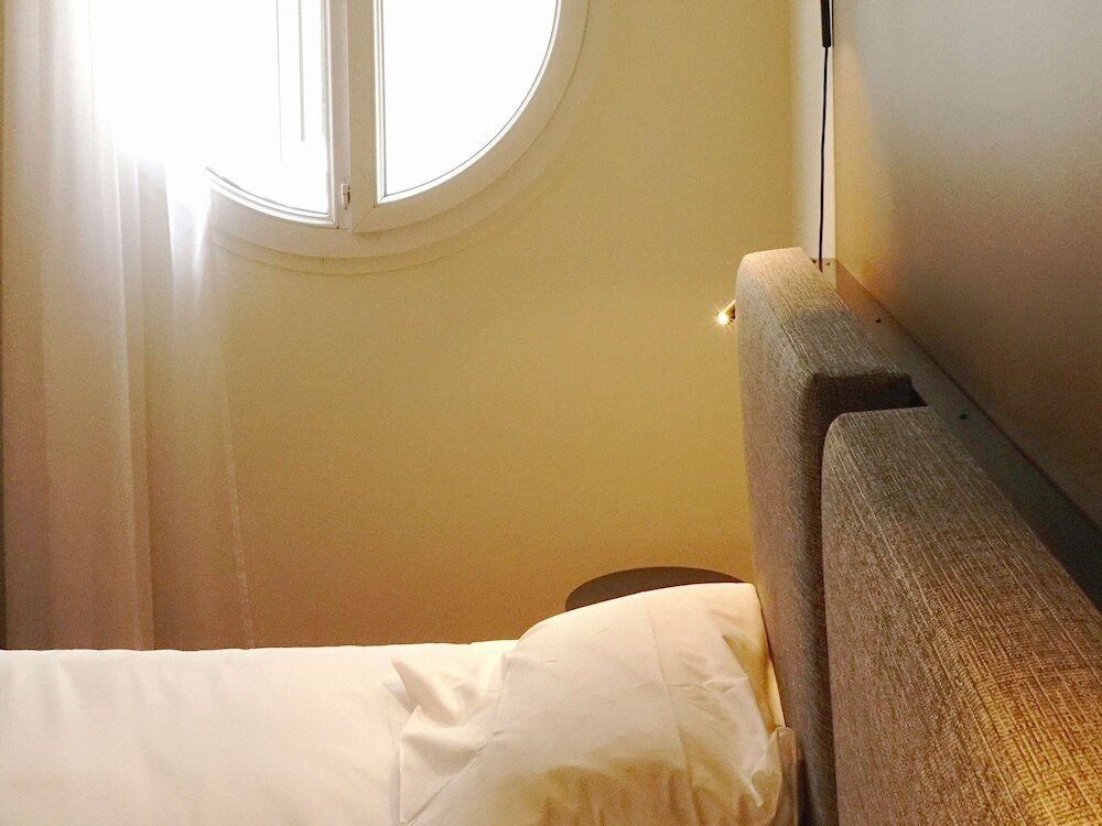 Фото Ibis Lille Centre Grand Place