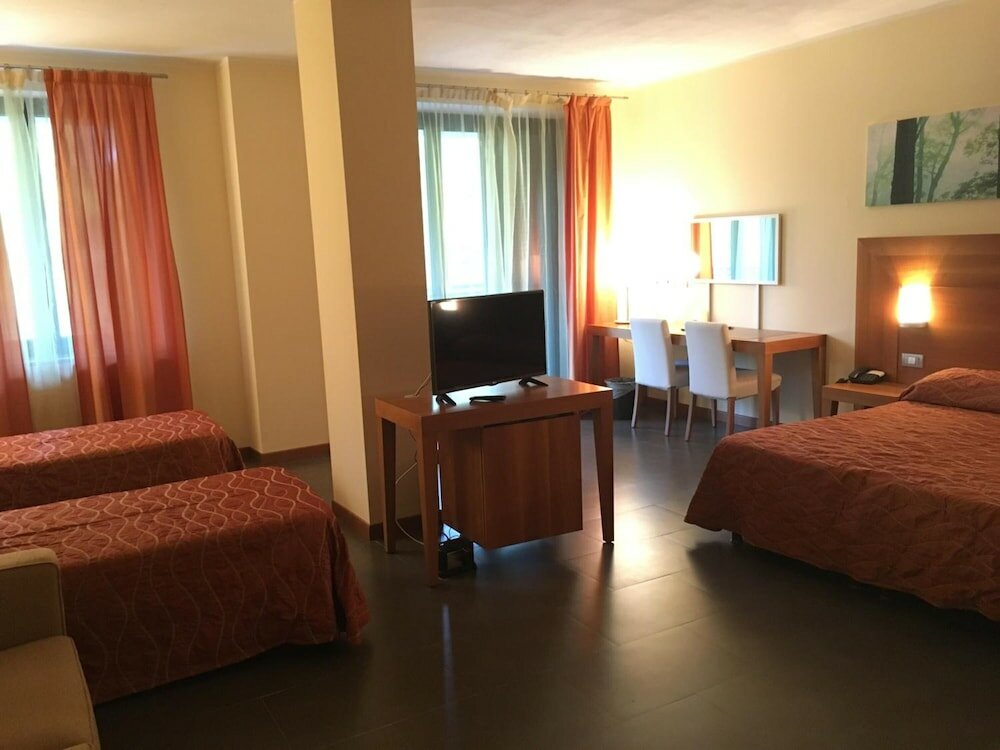 Фото Hotel Langhe & Monferrato