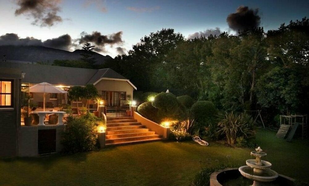 Hotel Summit Place Guesthouse, Capetown, photo