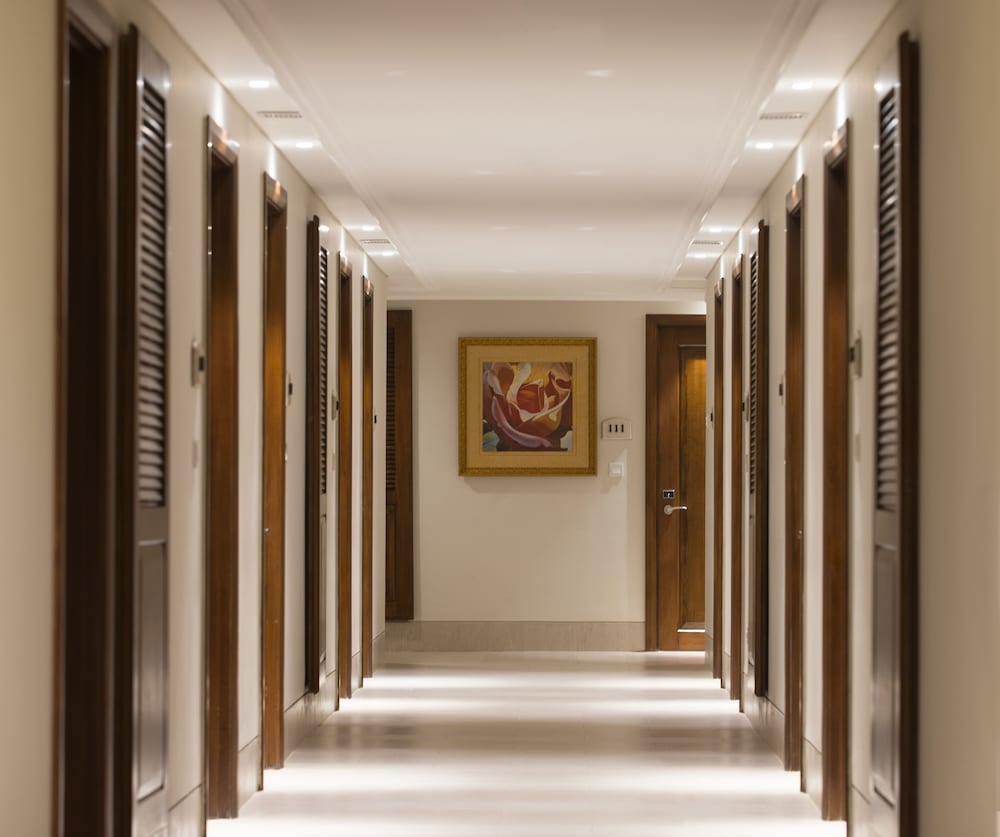 Фото Hotel Santika Seminyak