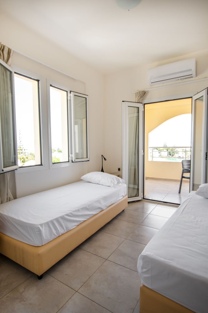 Фото Anastasia Hotel