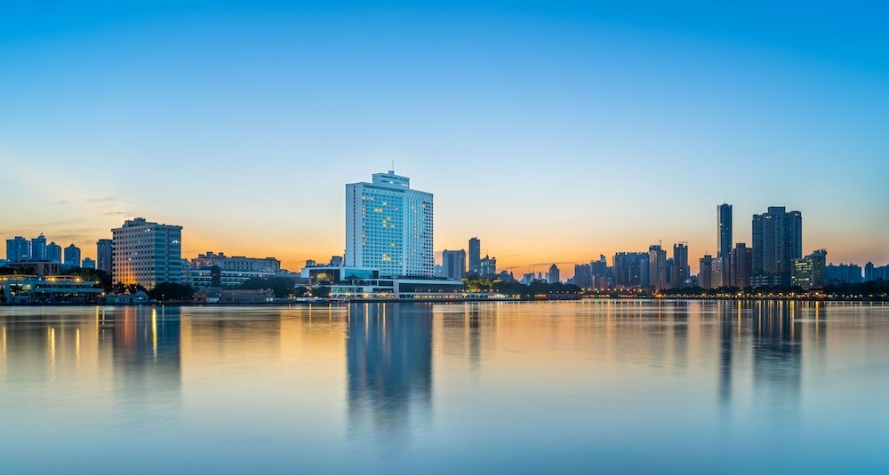 Фото White Swan Hotel