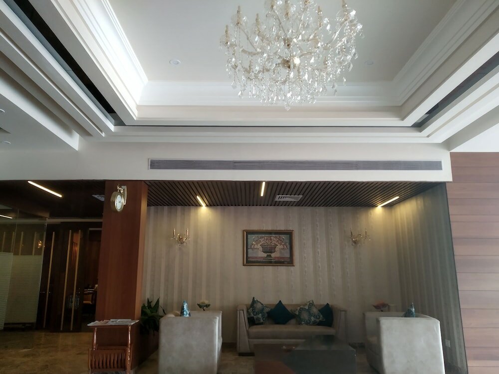 Фото Hotel Shagun