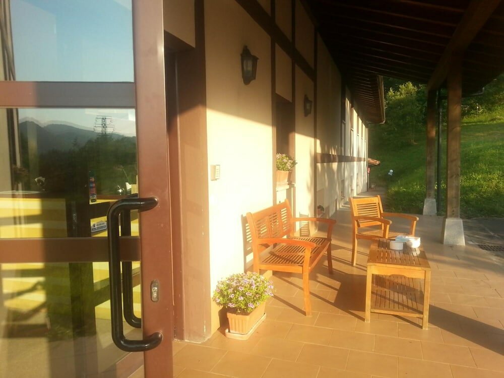 Фото Hotel Ibaigune