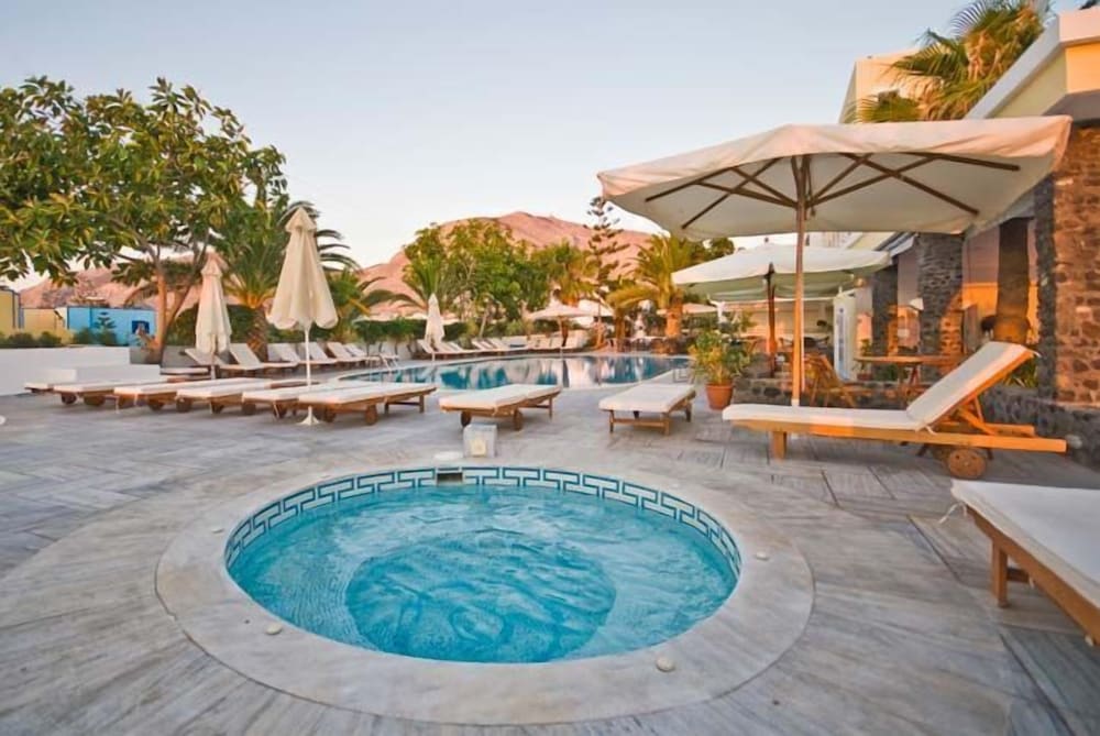 Фото Hotel Makarios