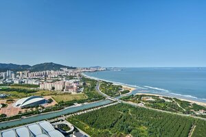 Гостиница Crowne Plaza Yantai Seaview, an Ihg Hotel