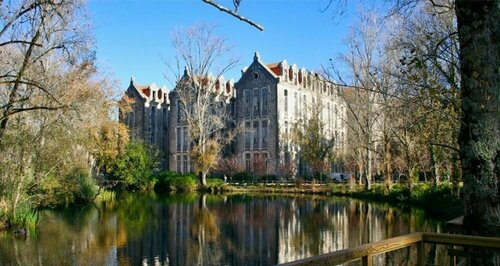 Внешний вид отеля Cristal Caldas в Калдаш-да-Рейнье, фото 2