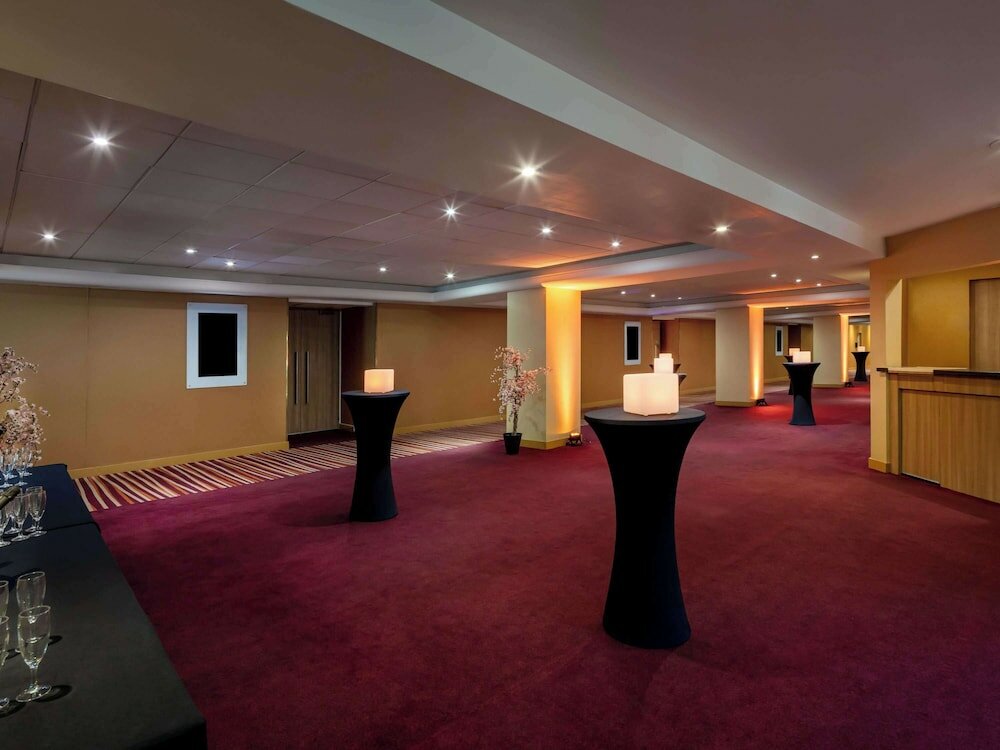 Фото Mercure London Earls Court