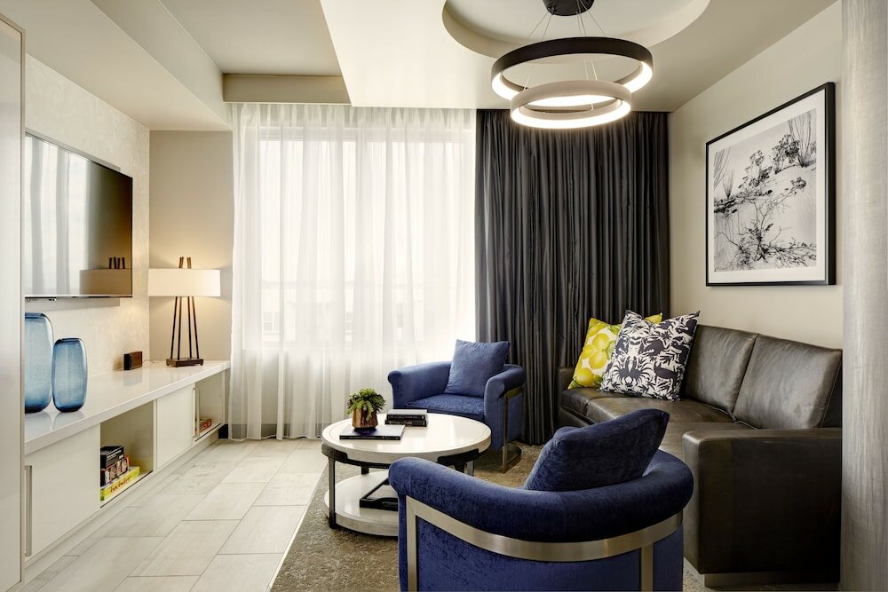 Фото Archer Hotel Austin at the Domain