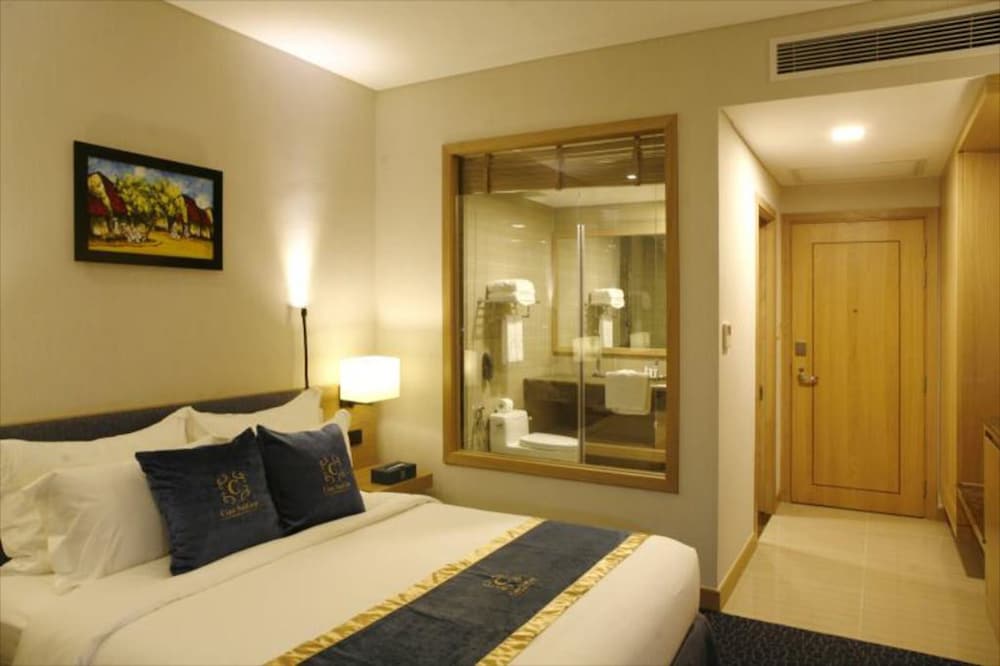 Фото Ciao SaiGon Hotel & SPA