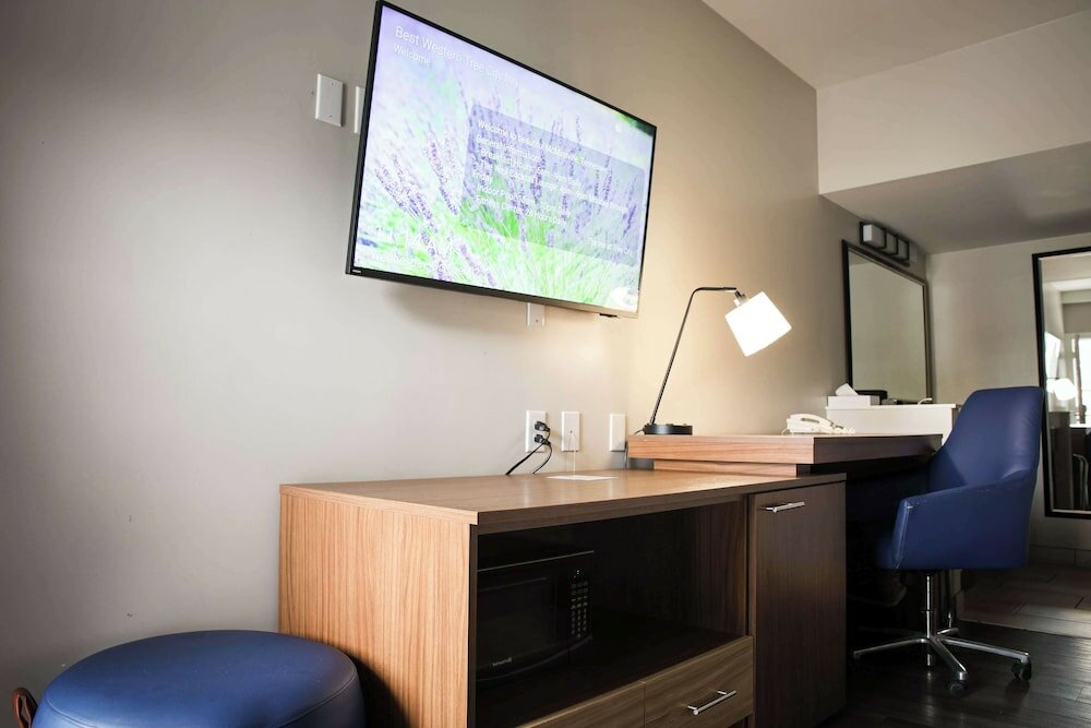 Фото Best Western Tree City Inn
