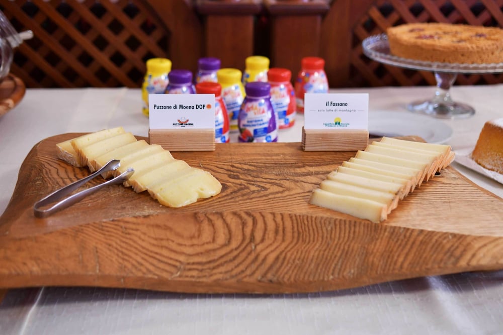 Фото Central Hotel