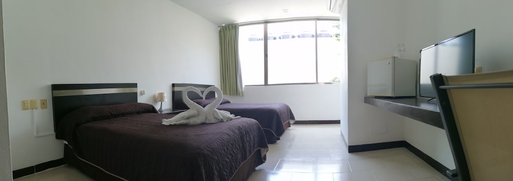 Фото Hotel Plaza Playa