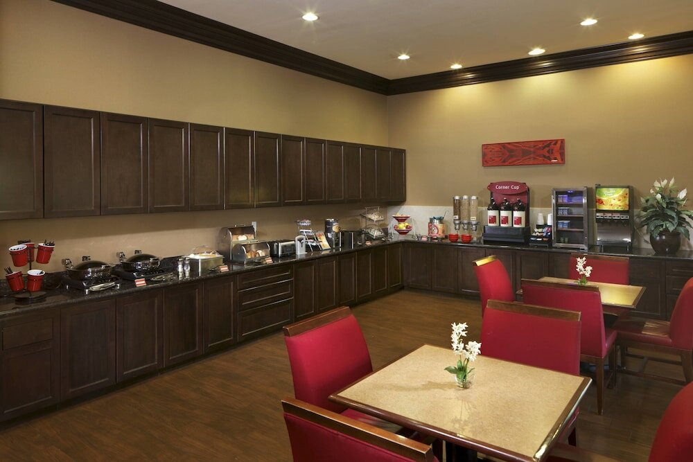 Фото TownePlace Suites by Marriott Houston Intercontinental Arpt