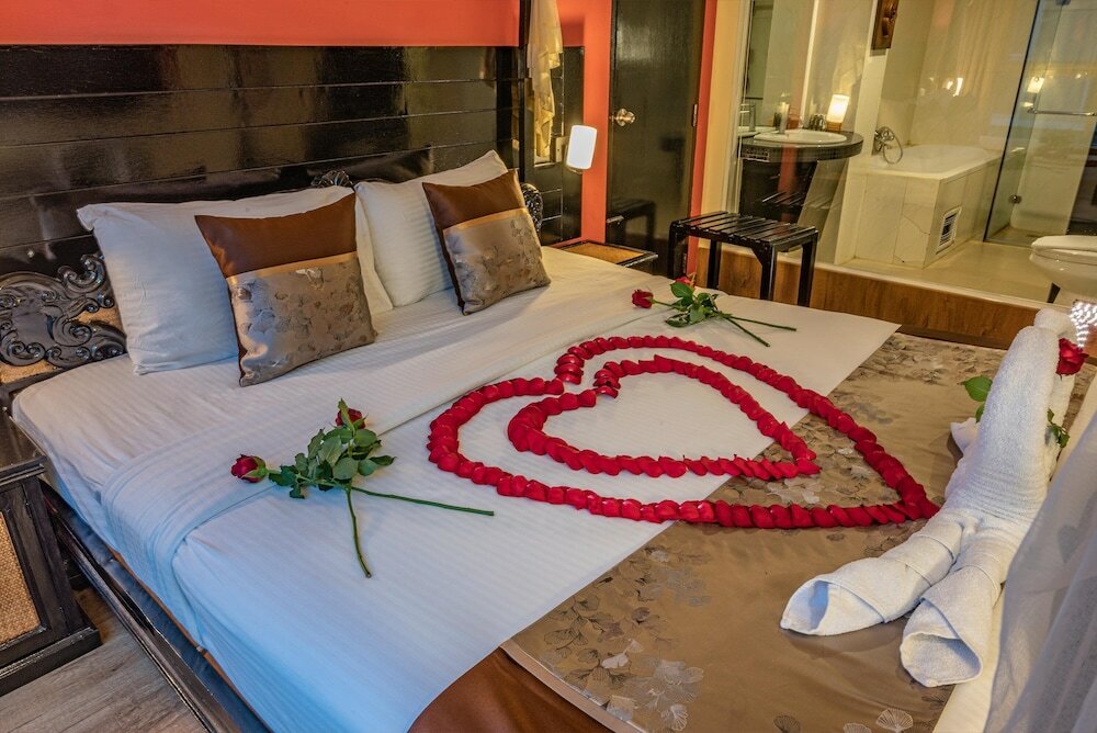 Фото Boss Suites Nana Hotel