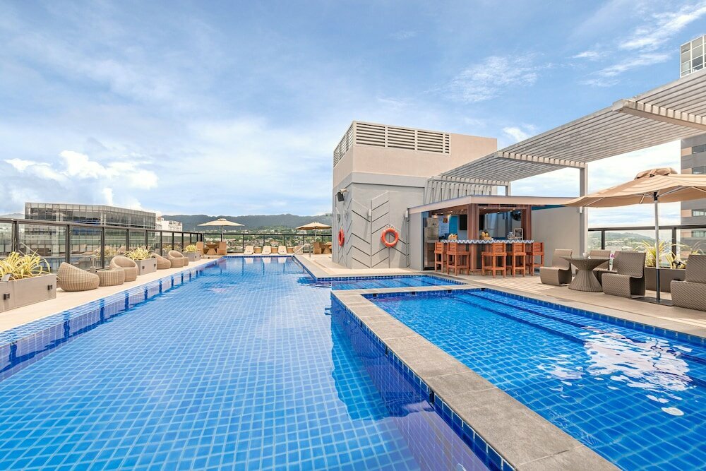 Hotel Seda Central Bloc Cebu, Cebu, photo