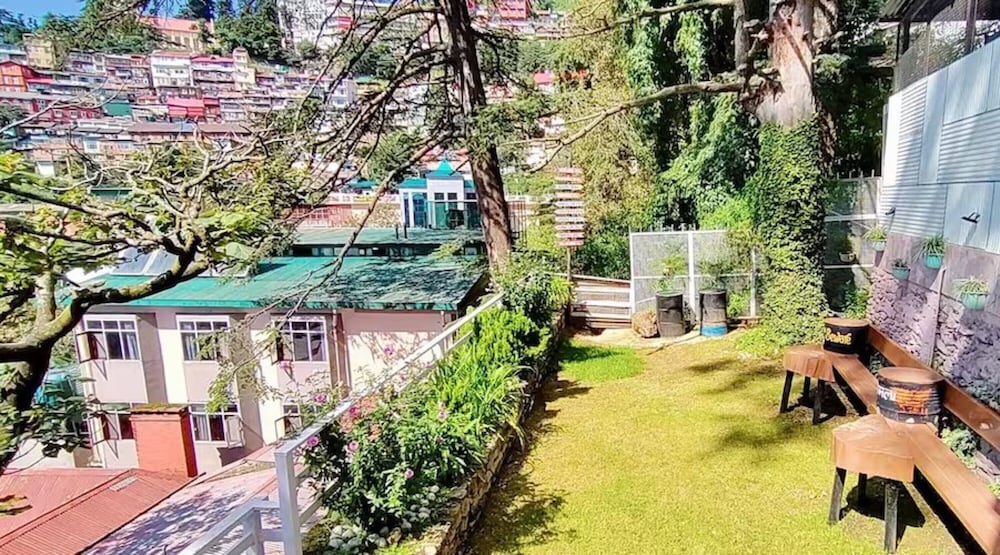 Фото Отель Willow Banks