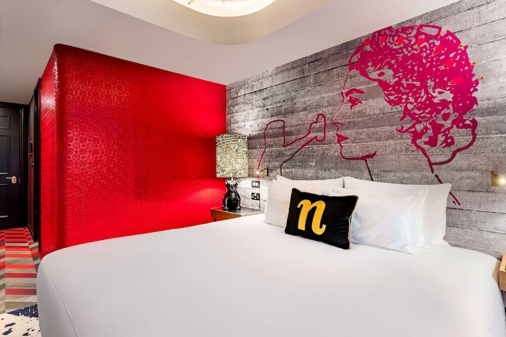 Фото nhow London