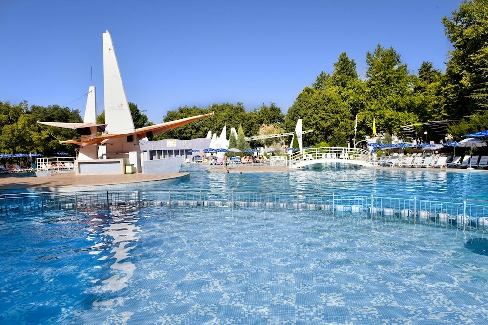 Фото Ralitsa AquaClub Hotel & Aquapark - Ultra All Inclusive