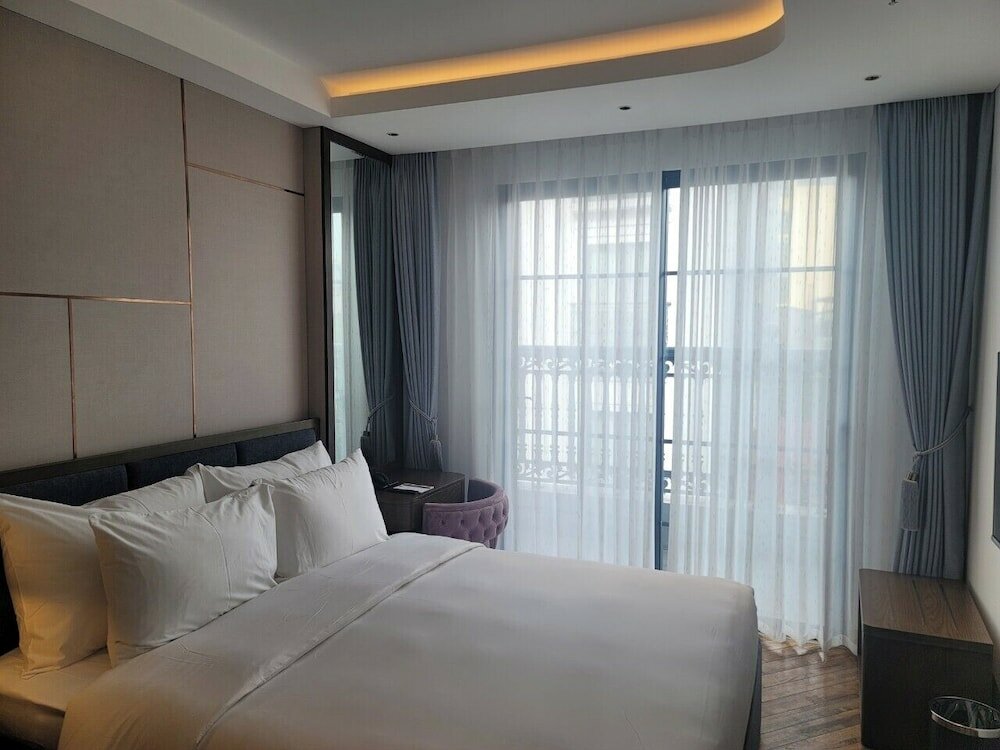 Фото H Hotel Ha Noi