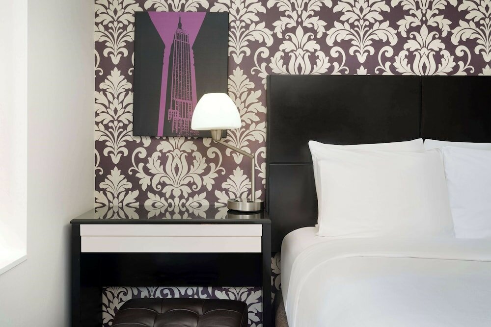 Фото Best Western Premier Herald Square