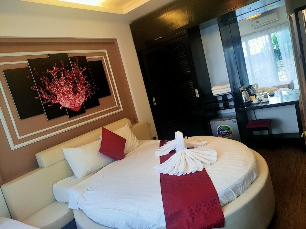 Фото Eclipse Legend Hotel