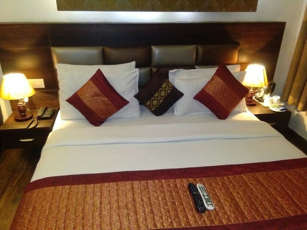 Фото Hotel Waterfall