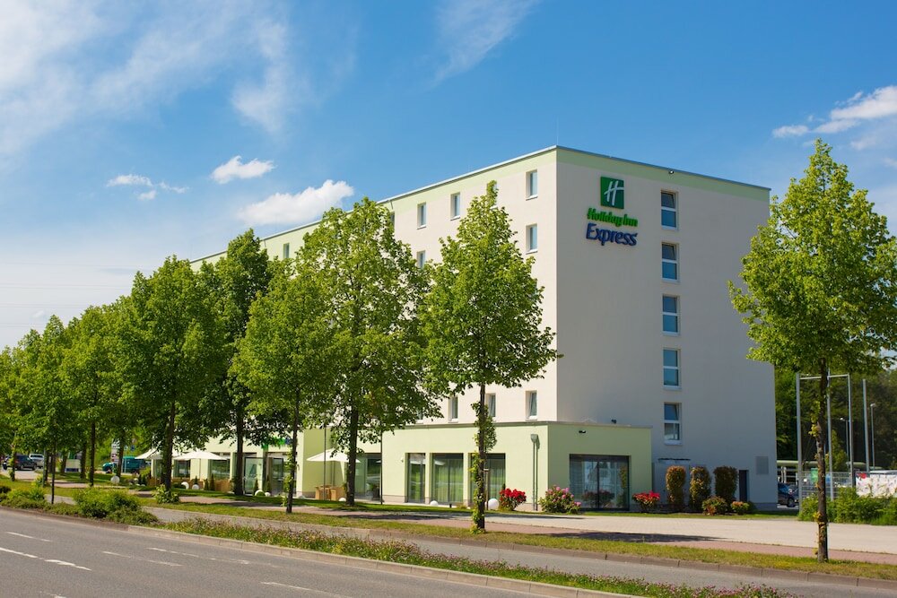 Фото Holiday Inn Express Neunkirchen