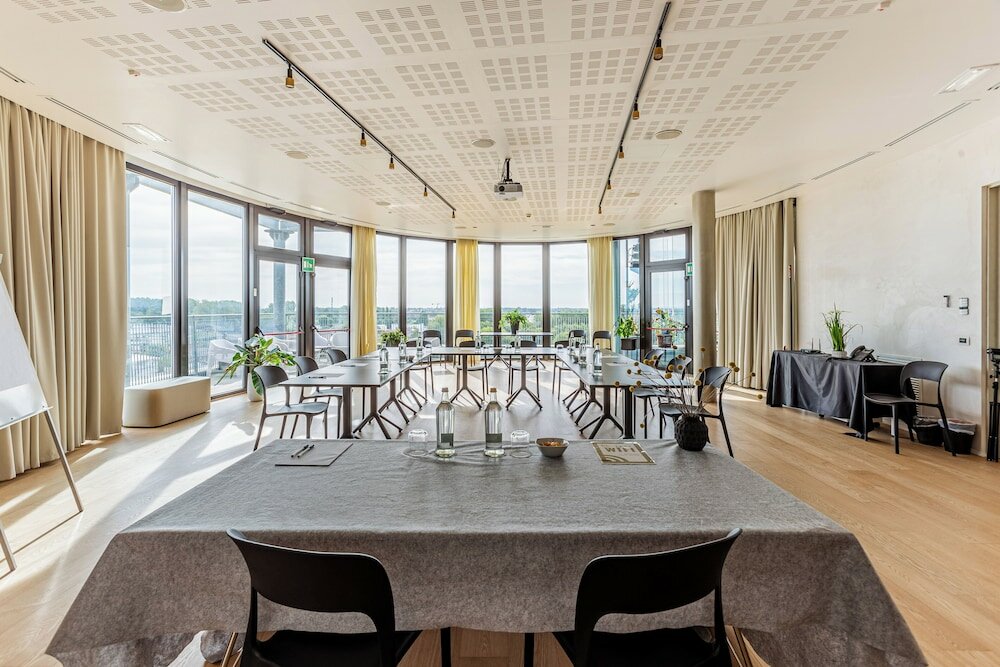 Фото Ipoint Hotel