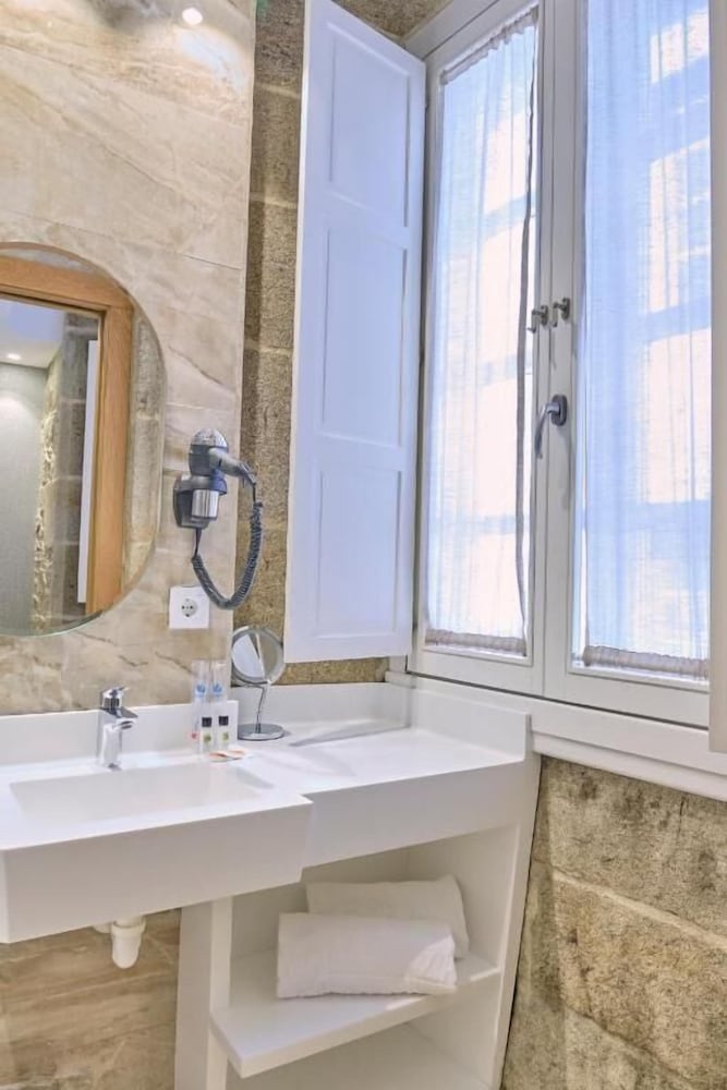 Фото Hotel Praza Quintana