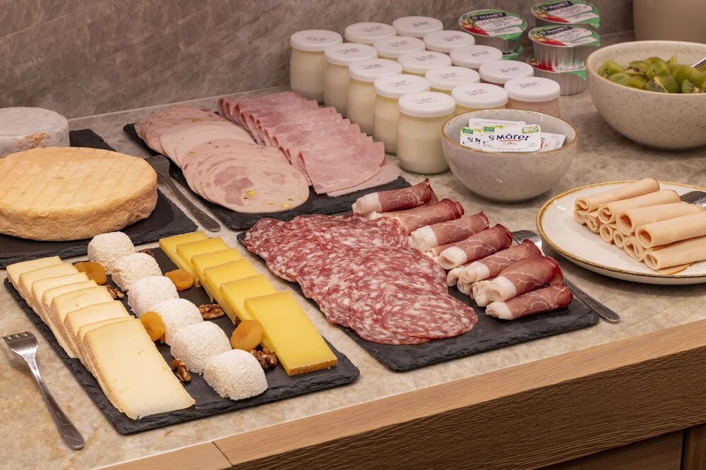 Фото Hôtel Le Colombier