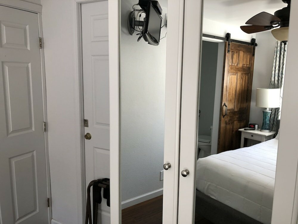 Фото Seacrest Inn