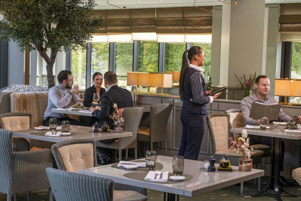 Фото Maritim Hotel Dusseldorf