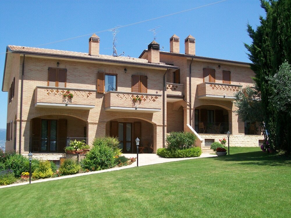 Фото B&b La Collina del Sagrantino