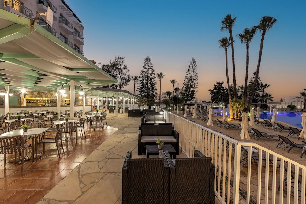 Фото Antigoni Hotel