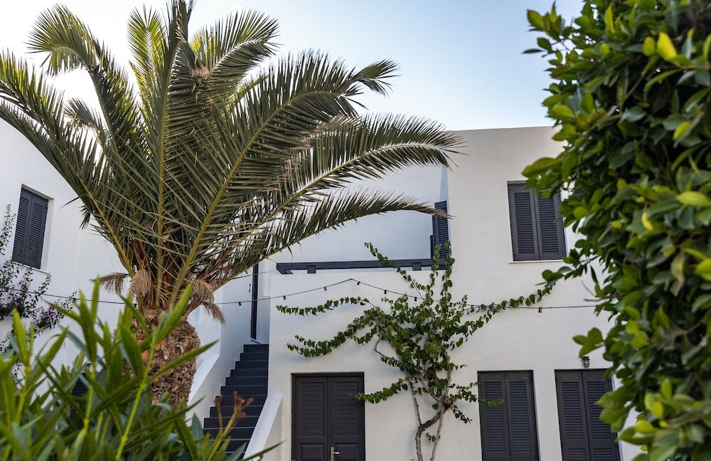 Фото Scorpios Beach Santorini