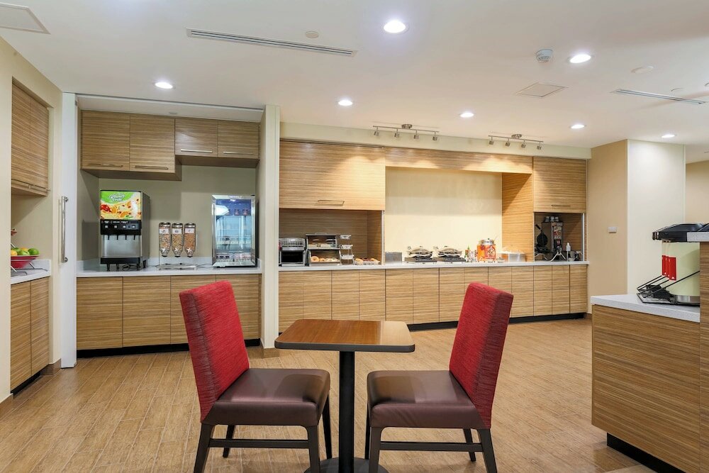 Фото TownePlace Suites by Marriott McAllen Edinburg