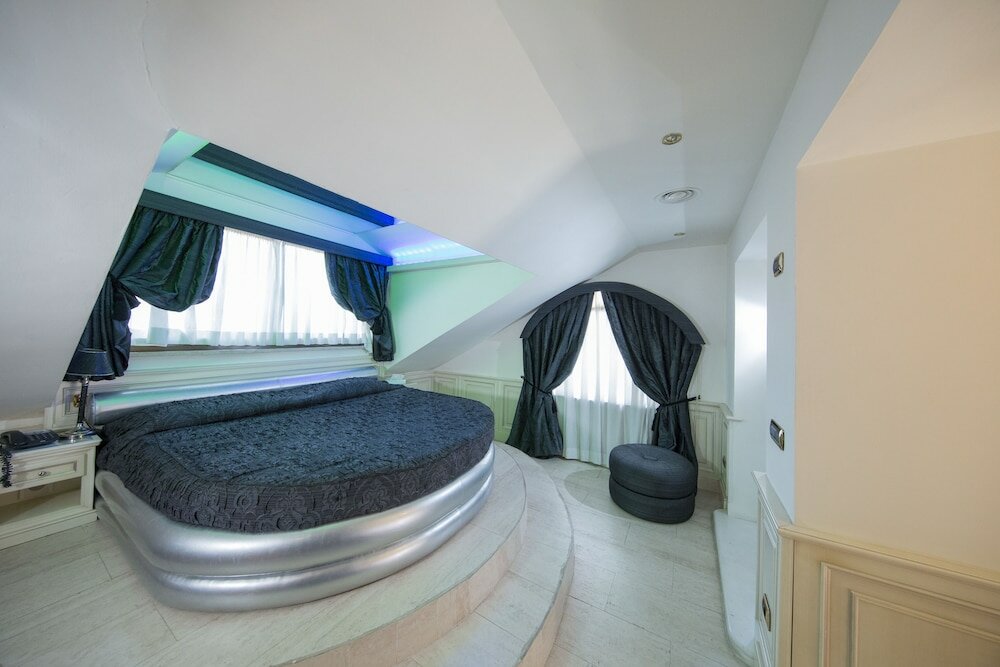 Фото Mancini Park Hotel