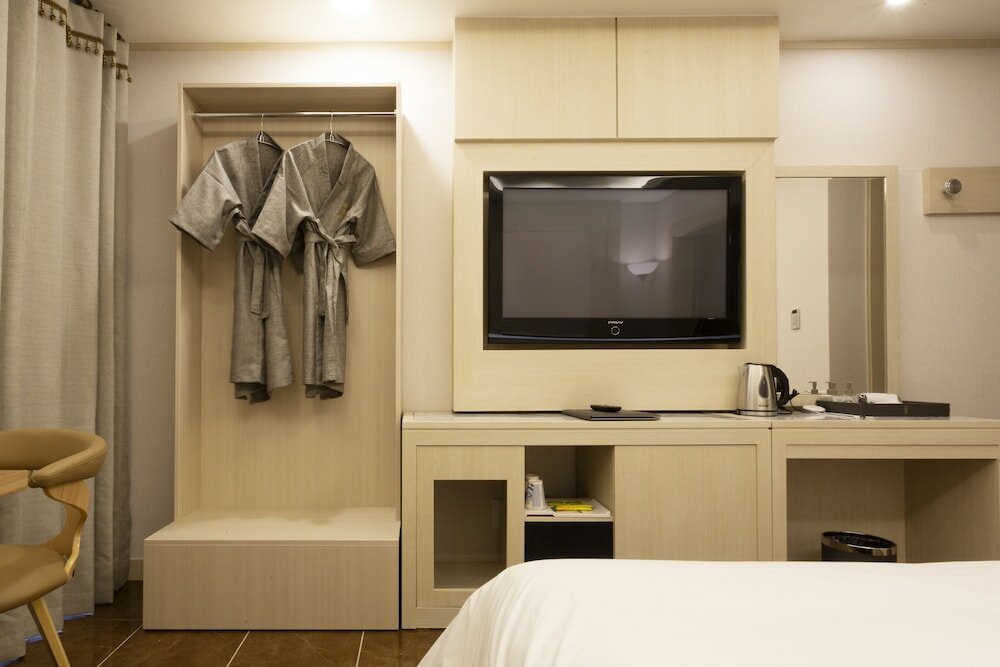 Фото Hotel Tirol