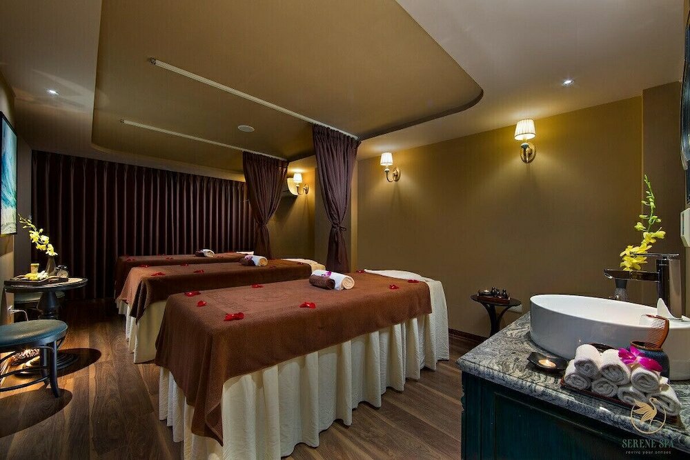 Фото The Watson Premium Halong Hotel