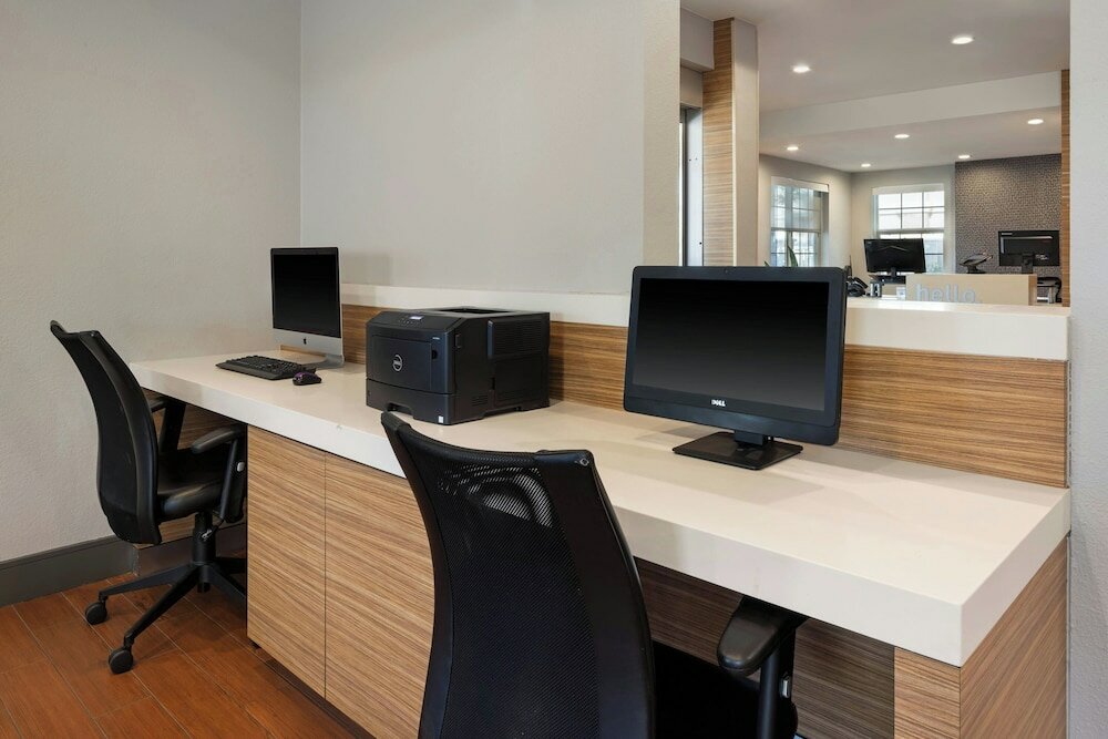 Фото TownePlace Suites by Marriott Ontario Airport