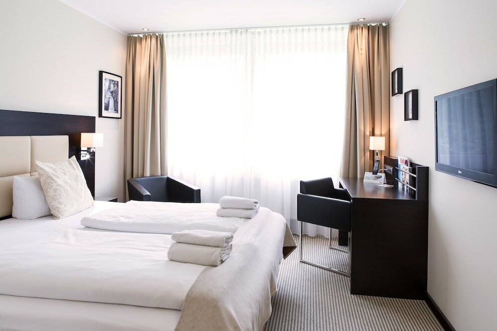 Фото Zi Hotel & Lounge