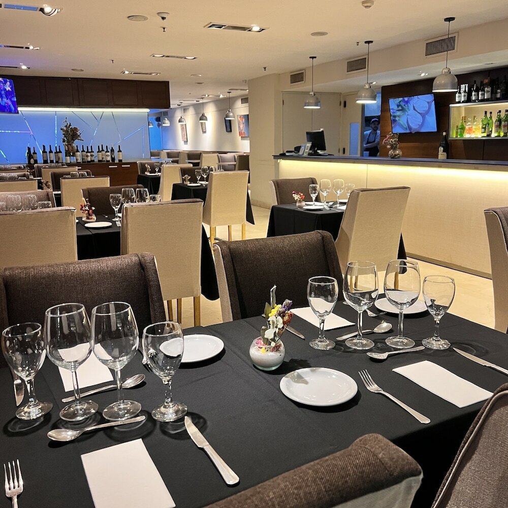 Фото Howard Johnson by Wyndham Cordoba