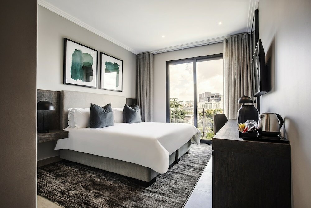Фото The Catalyst Hotel