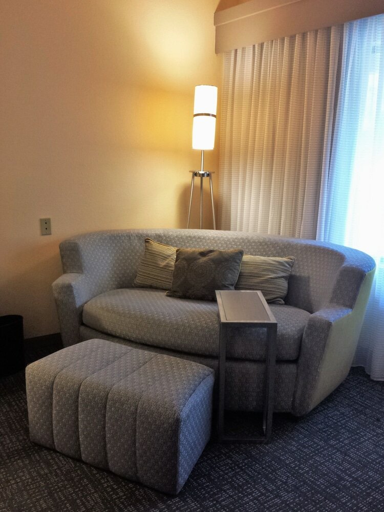 Фото Courtyard by Marriott Orlando East/UCF Area