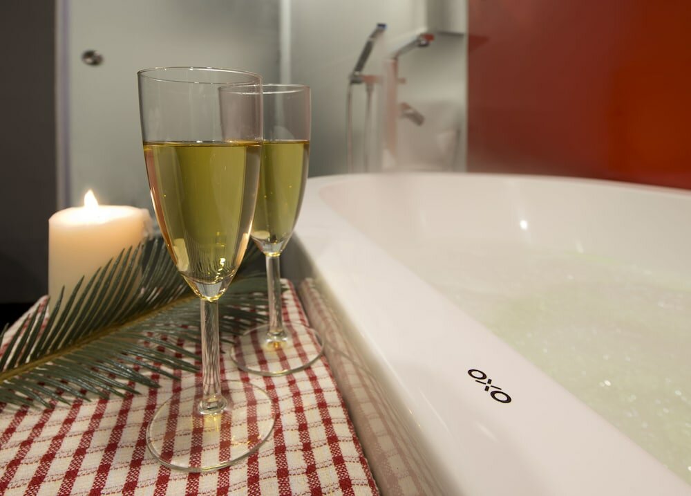 Фото Venue Hotel