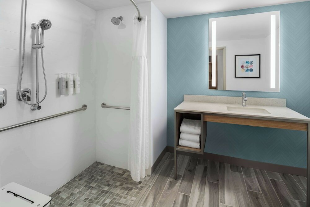 Фото Hilton Garden Inn Rockaway