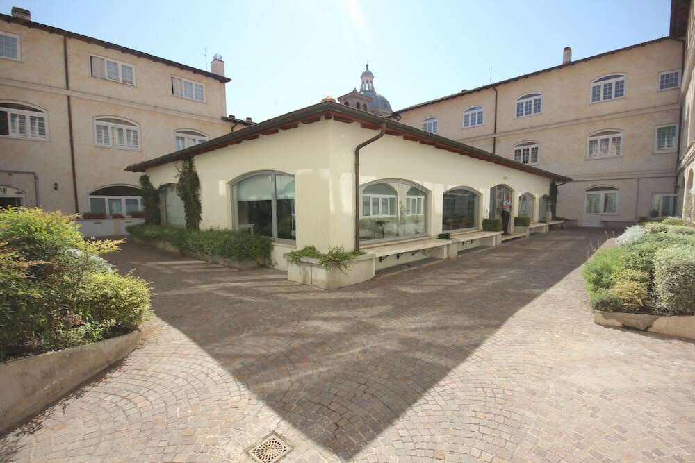 Фото IRooms Forum and Colosseum