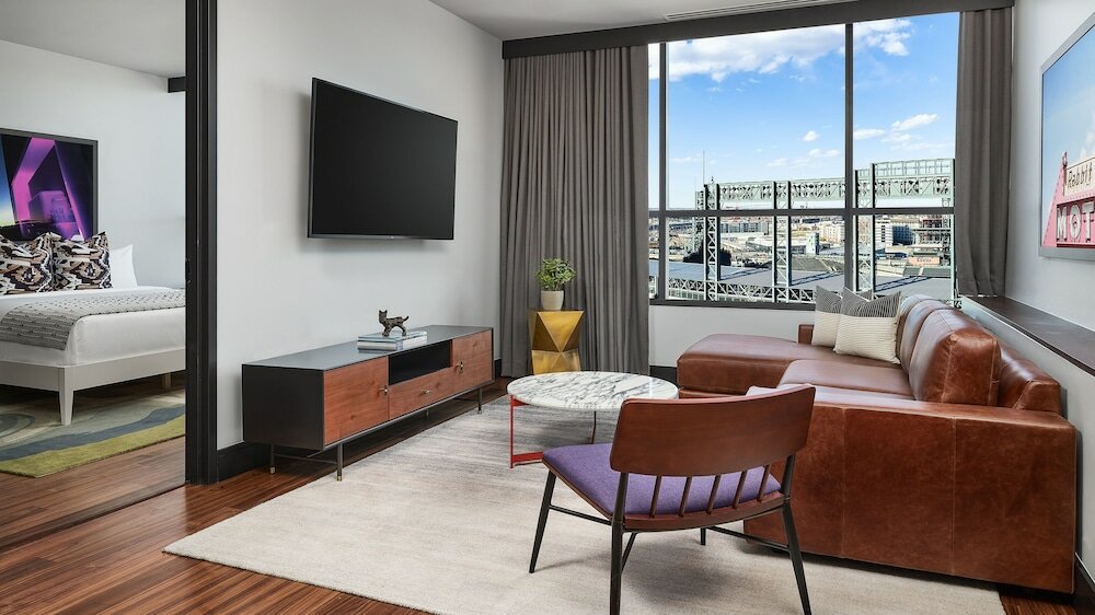 Фото The Rally Hotel at McGregor Square